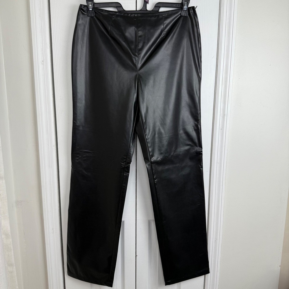 Newport News Easy Style Black‎ Faux Leather Moto Pants Straight Leg Size 10
